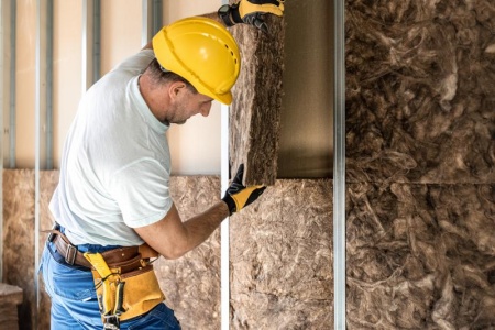 Comment un plaquiste professionnel peut transformer votre intérieur